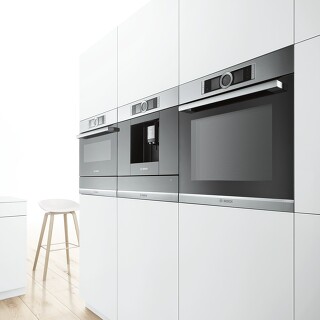Der Bosch Serie 8 Backofen. Der Bosch Serie 8 Backofen.